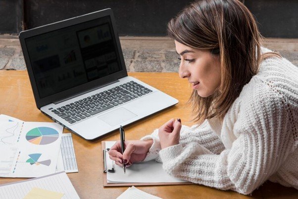 The Best Free Grammar Checkers for Bloggers and Content Writers